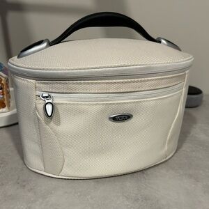 Tumi toiletry/makeup case